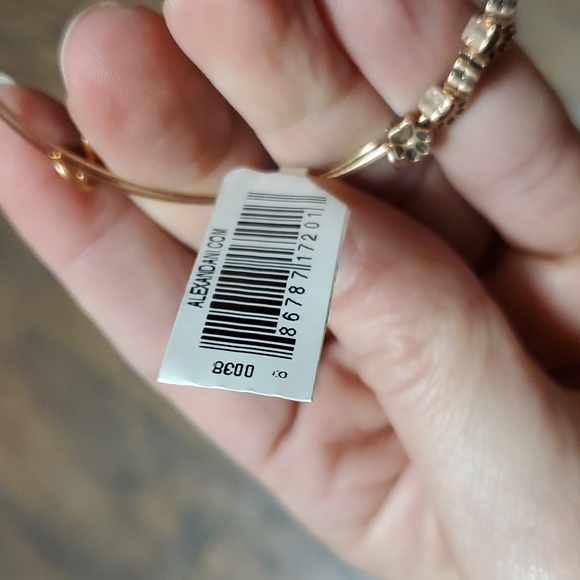 Bracelet - Picture 3 of 3